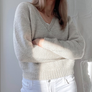 Basic V-neck Pullover Knitting Pattern | 4 Patterns in 1 | Intermediate ...