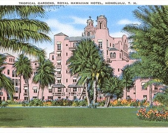 Royal Hawaiian Hotel, Honolulu - Vintage Image, Postcard