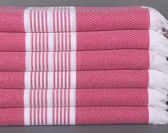 Regalo personalizado para dama de honor, regalos personalizados, toalla turca personalizada, toalla de algodón fucsia de 40 x 71 pulgadas, regalo personalizado para él,