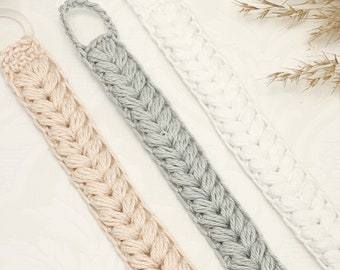 Crochet Pacifier Holder Pattern, Braid Design (PDF)