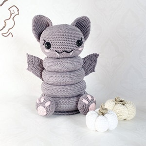 Crochet pattern Bat Stacking toy, English (US Terms) & Swedish
