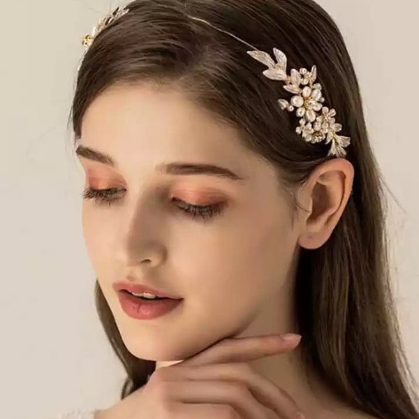 Pearl Flower Headband | Bridal Headband Tiara | Bridal Flower Vine for Women | Bridal Hair | Bridesmaid Hairpiece |Delicate Winter Hairpiece