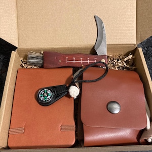 Mushroom Foraging Kit, Includes Mushroom Knife with Brush, Foraging Bag & Field Notebook, Supplies for Foraging Wild Edibles, Forager Kit