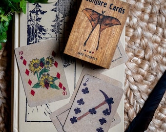 Conjure Cards: Appalachian Folklore Fortune Telling Deck by Jake Richards