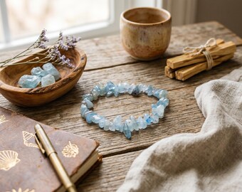 Natural Aquamarine Chip Bracelet, Calming Sea Energy, Anxiety Relief, Boho Jewelry