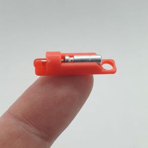 LIXY NANO Red LED World Smallest Micro Nano Flashlight for keychain in red
