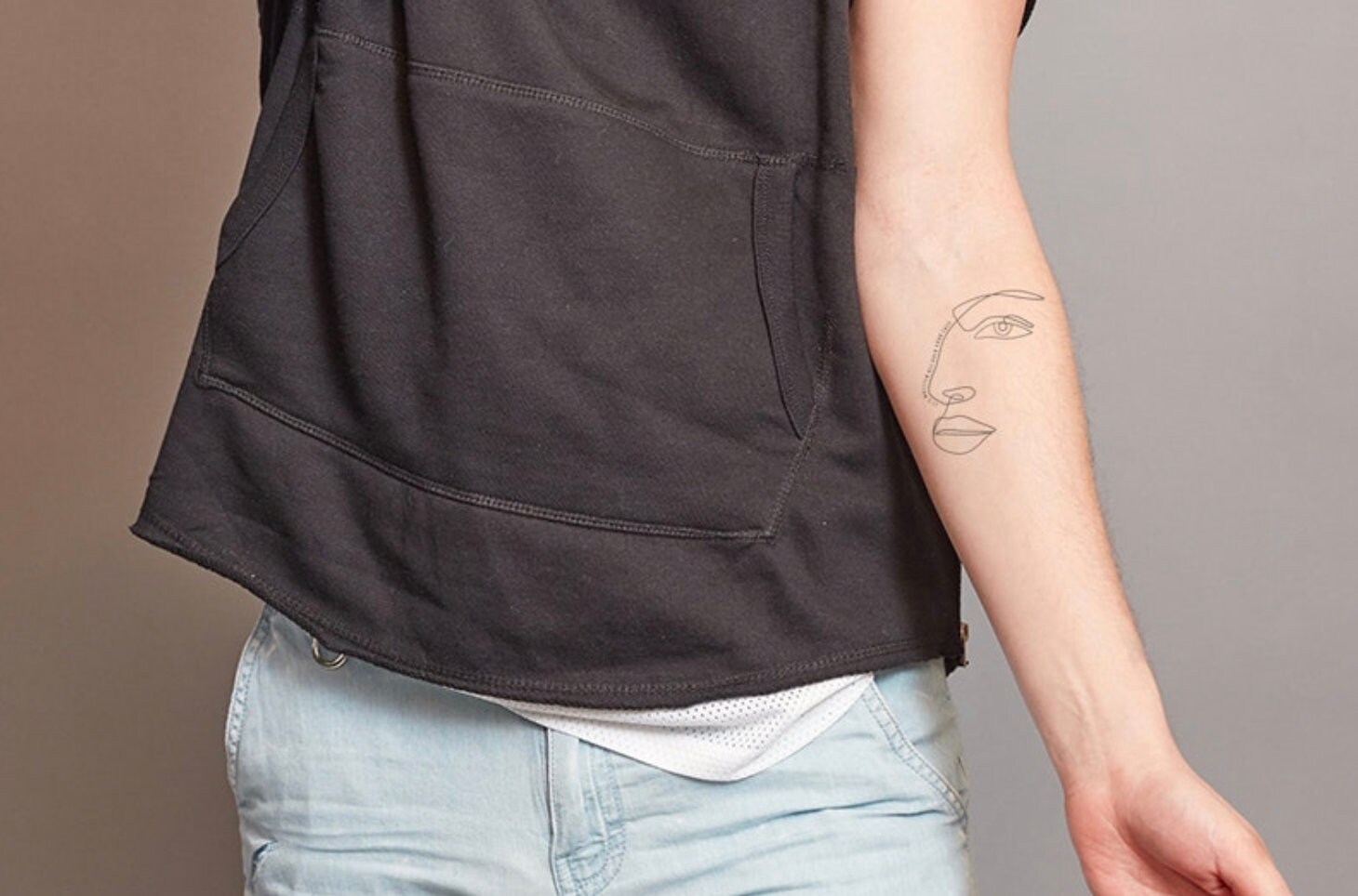 Louis Tomlinson Tattoo Sweatshirt - Etsy Louis Tomlinson Tattoo Sweatshirt - Etsy