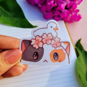 Pegatina de vinilo de gato calicó con flores de Sakura y pato / Pegatina para diario / Calcomanía para portátil / Pegatina de animal / Diseño de pegatina lindo / Sakura