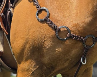 Twisted Iron - Brustgurt mit Ring aus antik-gunmetalfarbenem Metall - Western-Brustgurt - Ranch Hand Leder-Brustgurt - Premium-Leder