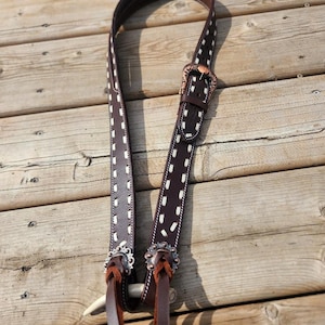 Cabezada de cuero argentino con orejas divididas y pespunte blanco - Cabezada occidental - Brida occidental - Aparejos de cuero - Ranch Hand Premium