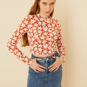 Cinnamon White Floral Short Sleeve Crop Top, Cotton Crop Top, Cute Crop Tops, Crop Tops for Women, Casual Top, Summer Blouse, Print Blouse Long sleeve