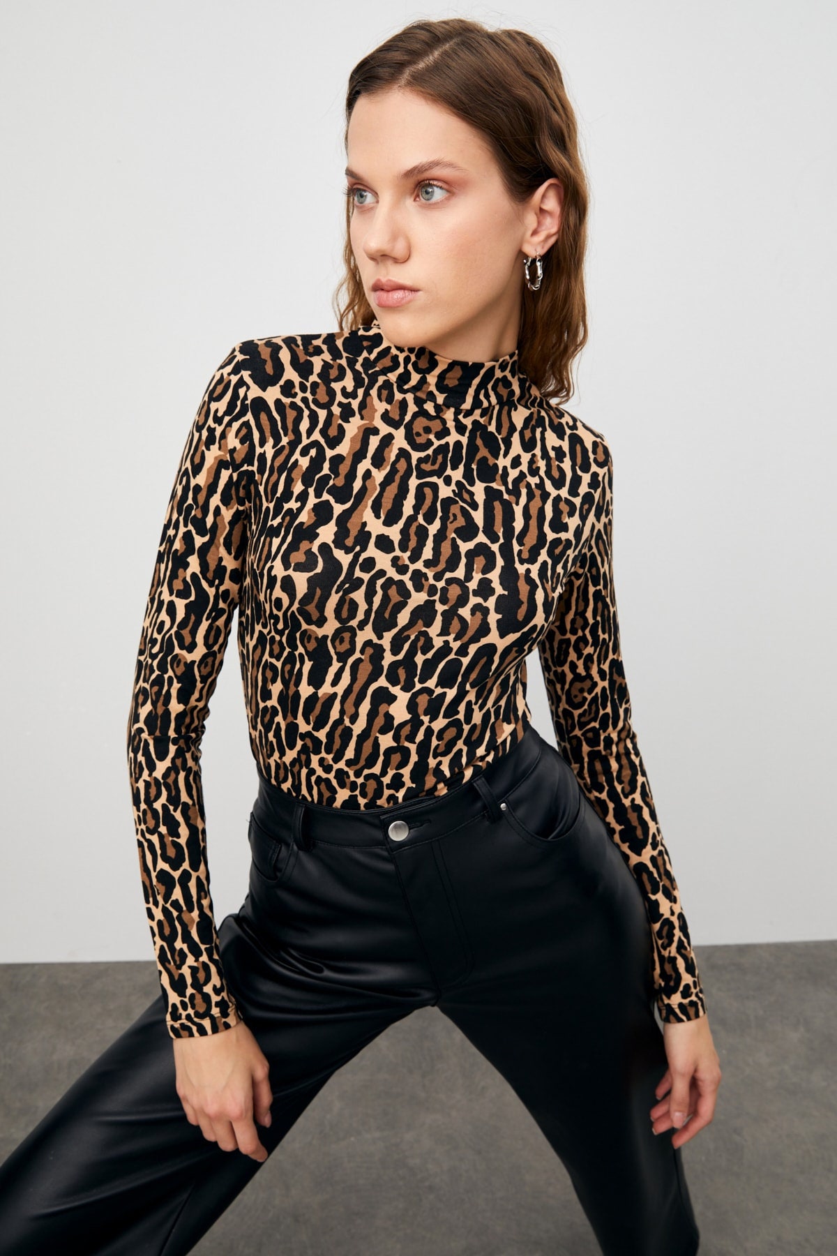 Leopard Print Women Blouse, Leopard Pattern Long Sleeve Crop, Red or ...