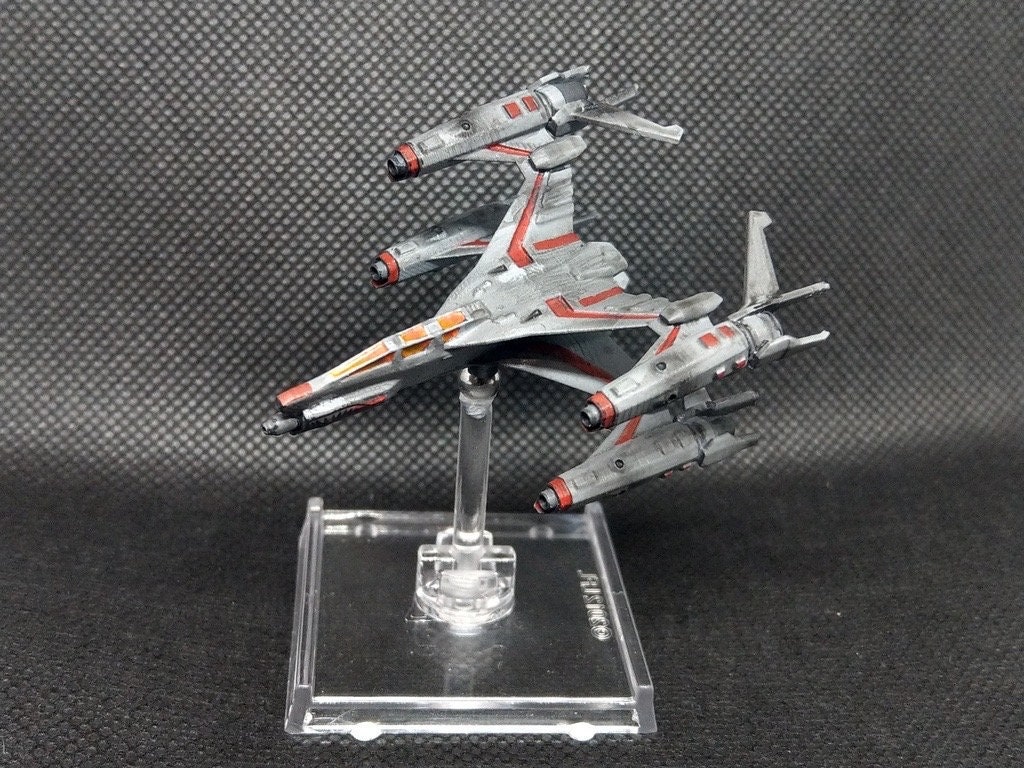 Babylon 5 Thunderbolt Starfury 1/270 HAND-PAINTED Scale HIGH