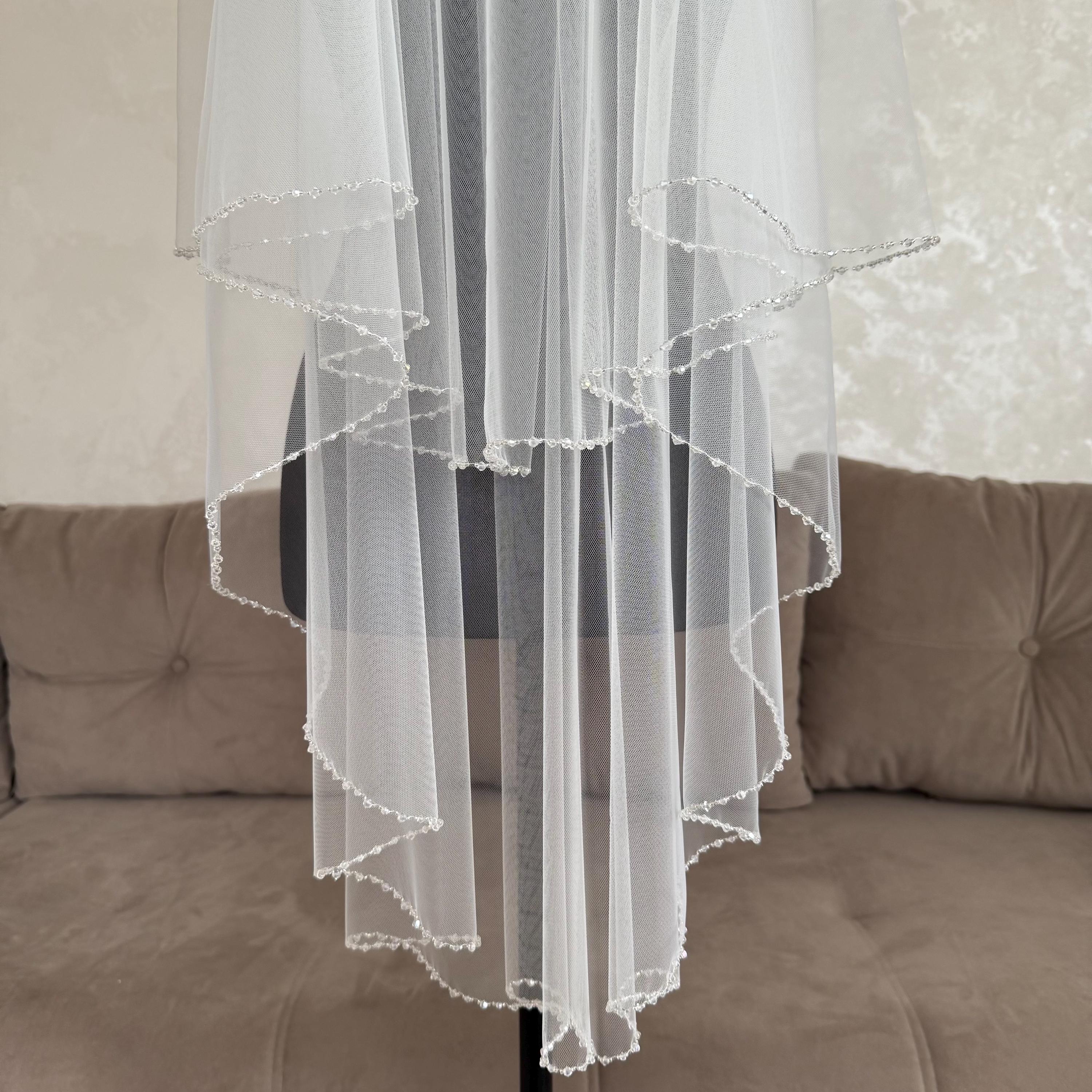 Two-Tier Wedding Veil: Crystal Trim, Soft Tulle, Elegant Bridal Veil