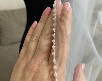 Pearl Trim Short Wedding Veil, Ivory One-Tier Bridal Veil, Handmade Beaded Edge Veil, Classic Bridal Veil with Pearls