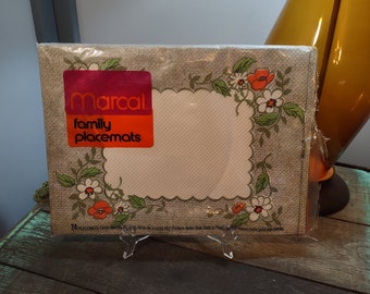 Vintage Paper Placemats, Marcal Family Placements, Huck Texture, disposable, set of 22, open package
