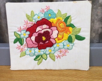 Vtg Small Completed Floral Bouquet Embroidery Needlepoint Unframed 7”x6”