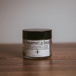 Natural Lip Scrub | Sugar Exfoliator with Coconut Oil & Peppermint | Handmade Lip Care | Sweet Mint Lip Polish | Vegan Scrub