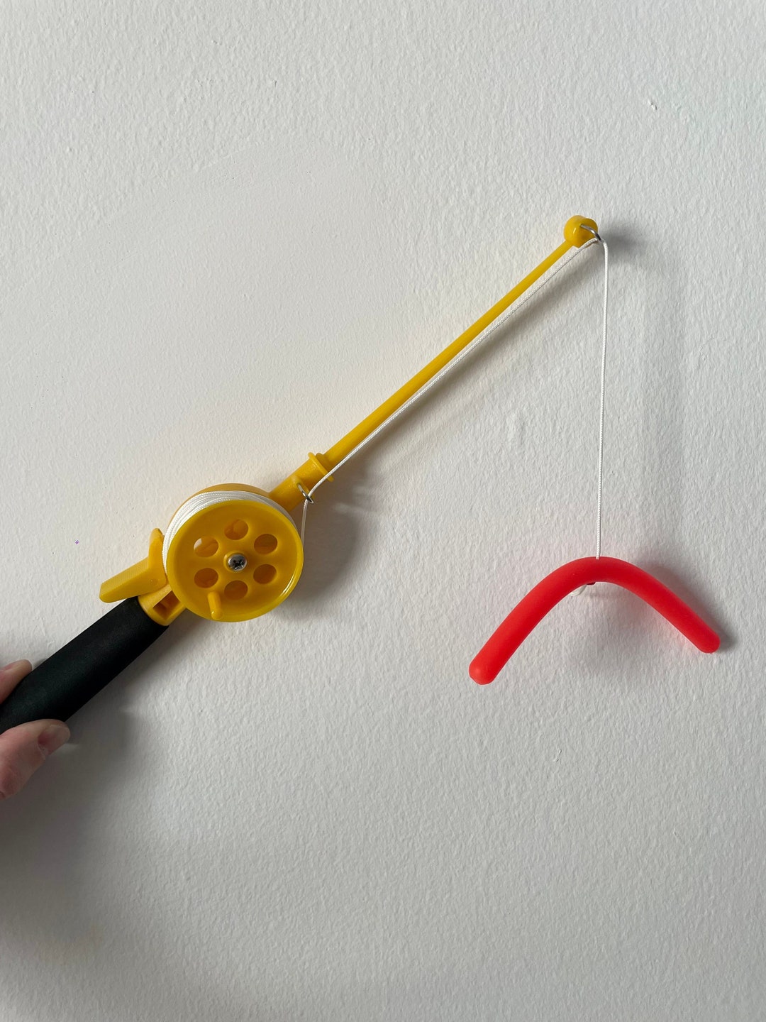 Cat Fishing Pole Toy Fishing Rod Toy for Cat, Casts and Reels 15 Feet