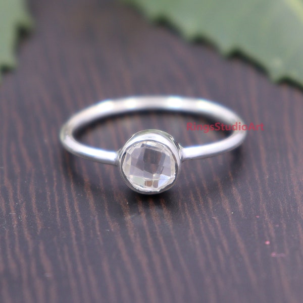 Clear Quartz Ring / Bezel set Round Shape Gemstone Ring / 925 Sterling Silver Handmade Ring / Gift for Her Ring / Wedding Ring /