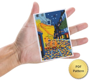 Patrón de punto de cruz "Terraza de Cafetería Nocturna" de Vincent Van Gogh. Arte en punto de cruz en miniatura, obra maestra de dibujo fácil y diminuto. 4StitchLV