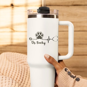 Custom vet tech gift, Vet tech gift, vet tech week gift, vet tech gift tumbler, personalized vet tech gift, vet med gift, veterinarian gift