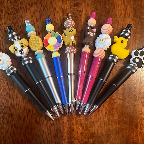 Out in the yard… flower pens, llama pen, dog pen, sheep pen, deer pen, duck pen, silicone bead pens, beadable pens
