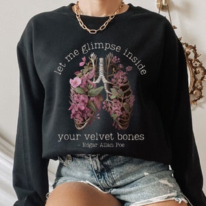 Edgar Allan Poe Sweatshirt Dark Academia Kleidung Frauen Bücherwurm Pullover Skelett Pullover Goblincore Pullover Grunge Shirt Poe Sweatshirt