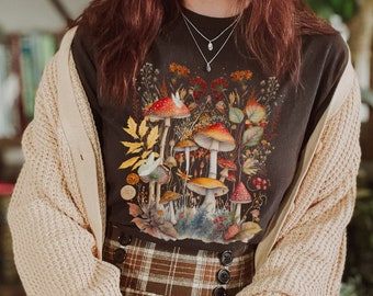 Mushroom shirt goblincore shirt cottagecore shirt fairycore shirt naturecore shirt granola girl autumn aesthetic clothing boho shirt