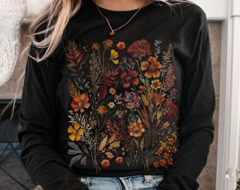 Boho sweater Cottagecore shirt pressed flowers long sleeved t-shirt vintage floral shirt witchy shirt boho wildflower shirt Fall Aesthetic