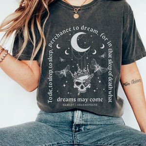Shakespeare Shirt Vintage Hamlet Shirt Poet Shirt Shakespeare t shirt Shakespeare gifts gothic shirt bookish shirt books shirt dark academia