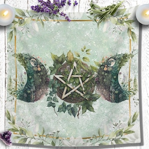 Tissu d'autel de sorcière verte Nature Witch Wicca autel Wicca Décor Spring Summer Tarot tissu witchy décor wicca décor vert sorcière esthétique