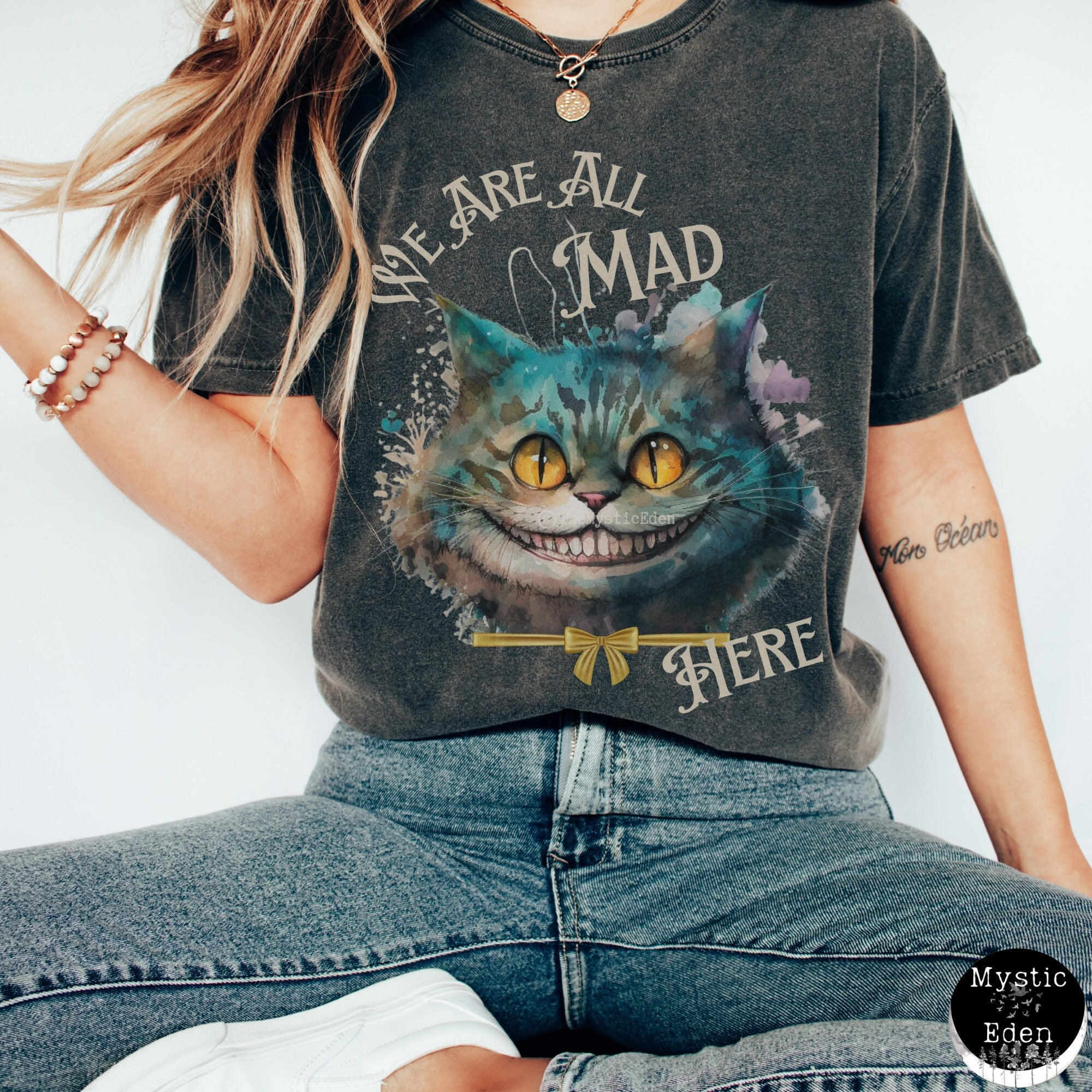 Vintage Alice Tee - Etsy Vintage Alice Tee - Etsy