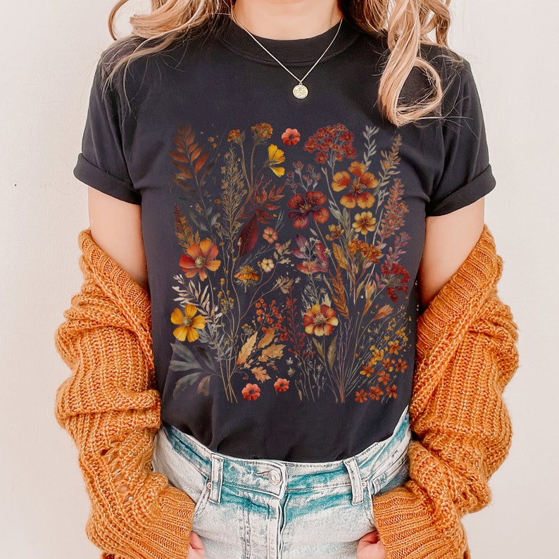 Granola Girl Shirt Vintage Cottagecore Shirt Goblincore shirt Boho wilde bloemen shirt Natuur Shirt Botanische Shirt Herfst Esthetiek Black