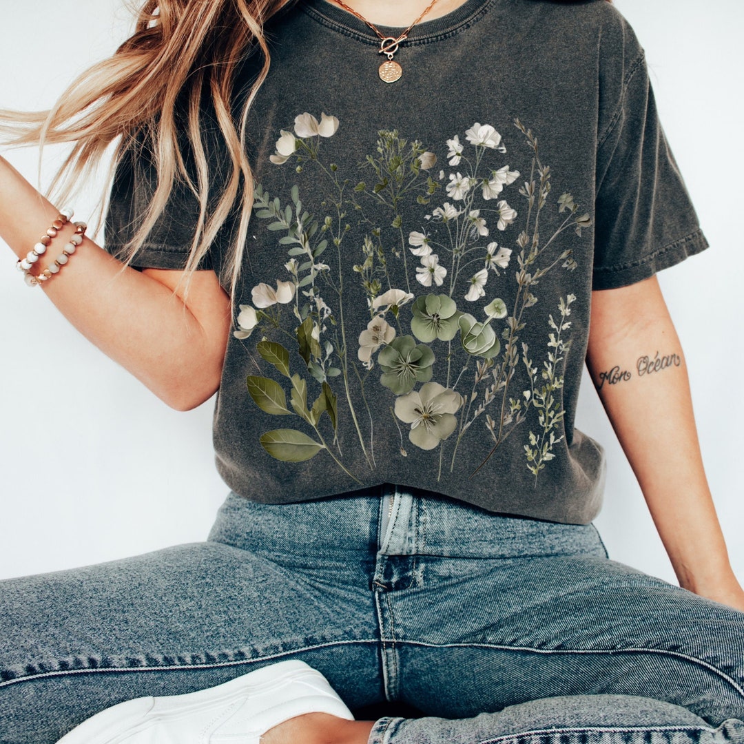 Classic Women's Shirt - Cottage Garden