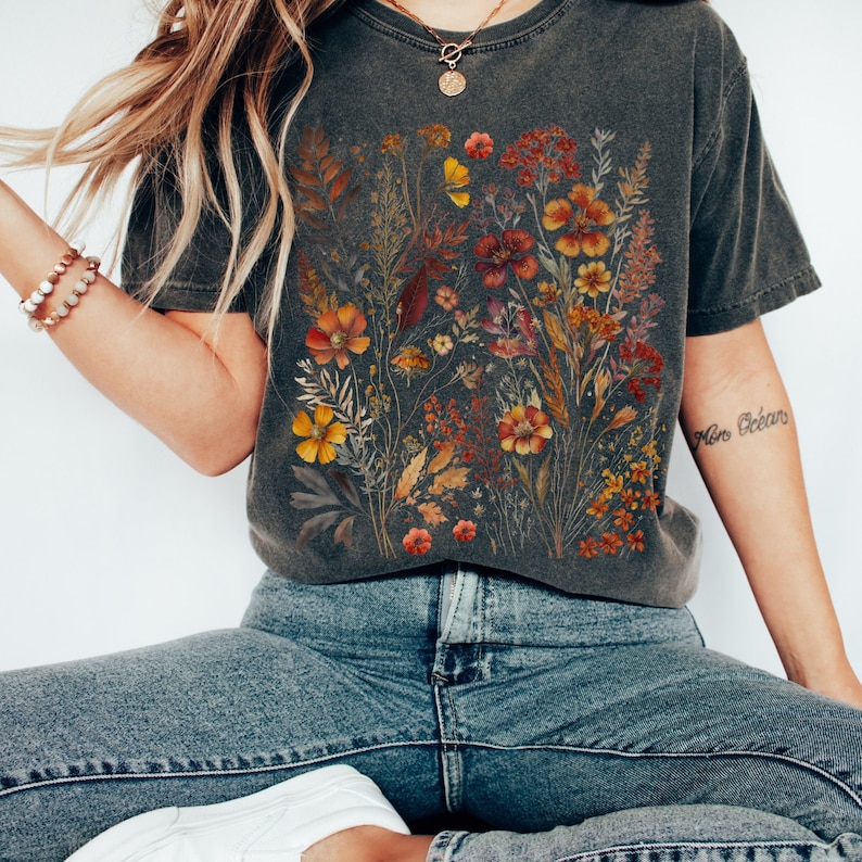 Granola Girl Shirt Vintage Cottagecore Shirt Goblincore shirt Boho wilde bloemen shirt Natuur Shirt Botanische Shirt Herfst Esthetiek afbeelding 2