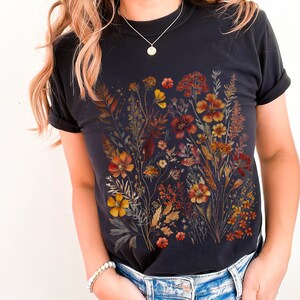 Granola Girl Shirt Vintage Cottagecore Shirt Goblincore shirt Boho wilde bloemen shirt Natuur Shirt Botanische Shirt Herfst Esthetiek afbeelding 7