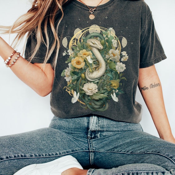 Whimsigoth shirt Goblincore shirt witchy shirt snake t-shirt green witch whimsigoth clothing fairycore shirt cottagecore shirt moon phases
