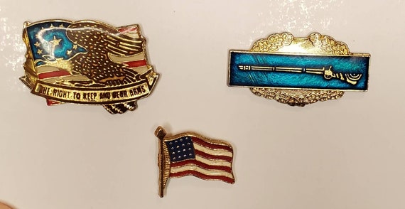 Vintage Enamel Pins // The right to bear arms // … - image 1