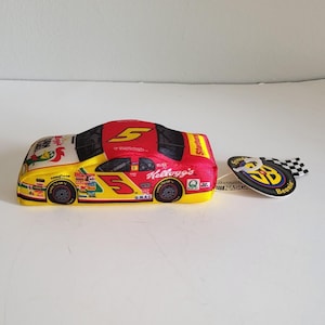 Vintage 1998 Terry Labonte #5 Kellogg’s NASCAR Plush Car – Speedie Beanies Racing Collectible