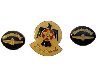 Thunderbirds Vintage Pin Badge, CHOOSE YOUR OWN, Vintage Carded