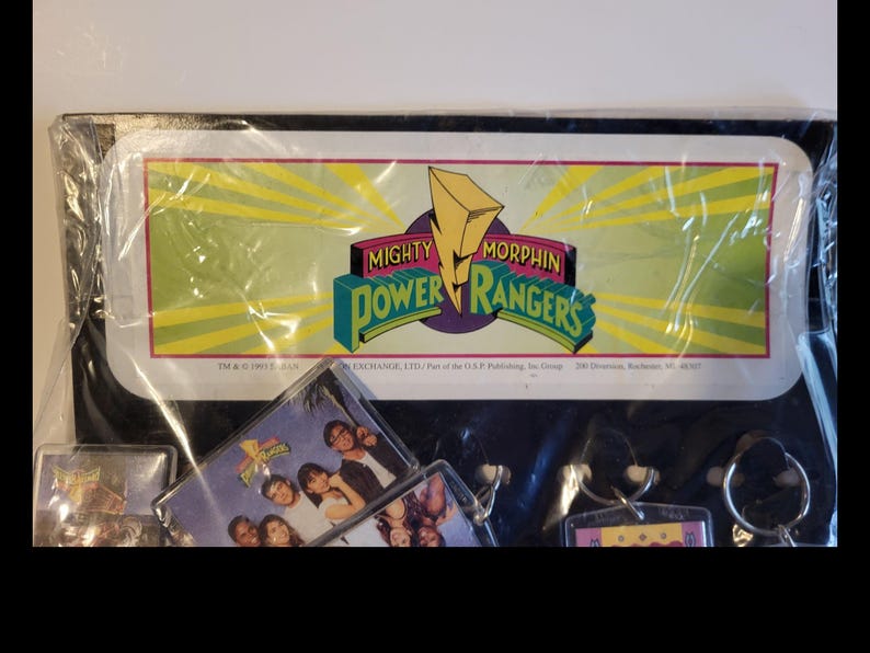 Vintage 1993 Mighty Morphin Power Rangers Keychain Display Set (sealed ...