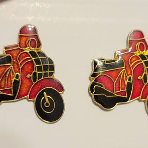Vintage Scooter Enamel Pins // Skuter Motocykl Motocyklista // Motor Skuter // Motocykl motocrossowy // Prawdziwe Vintage Metalowe Pins // NOS VTG Deadstock