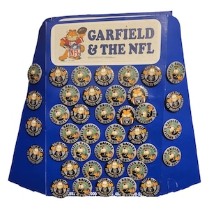 Vintage Pin Backs - Buttons // Lot of 40 // Garfield Las Angeles Raiders from 1990 // LA Raiders nfl throwback vintage lapel shirt hat pins