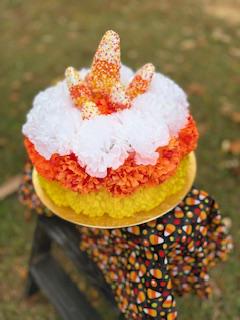 Candy Corn Floral Cake with place mat - Thumbnail 2