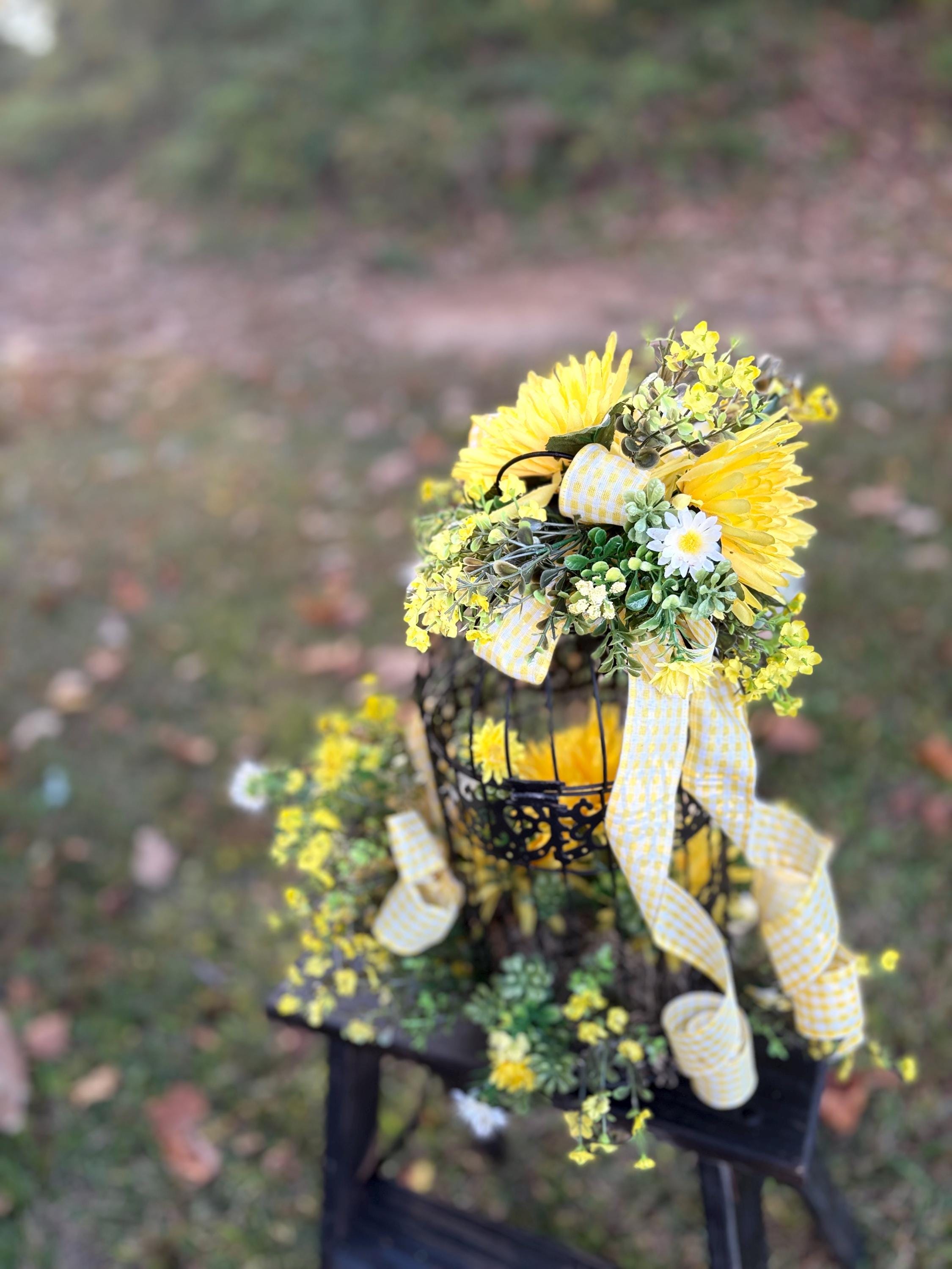 Yellow checkered board bird cage - Image 1