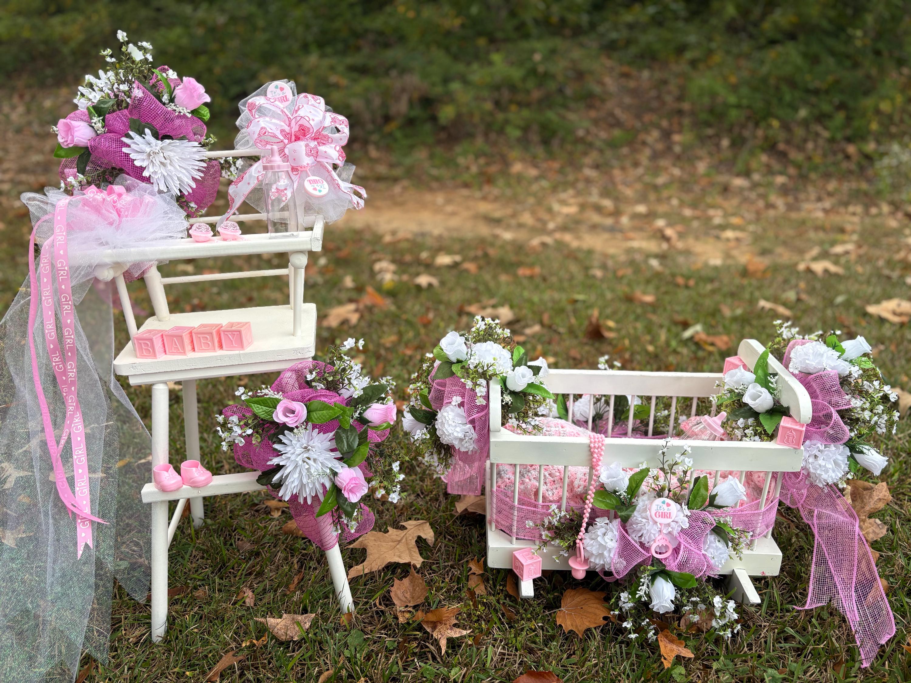 Decorative baby girl cradle - Image 1