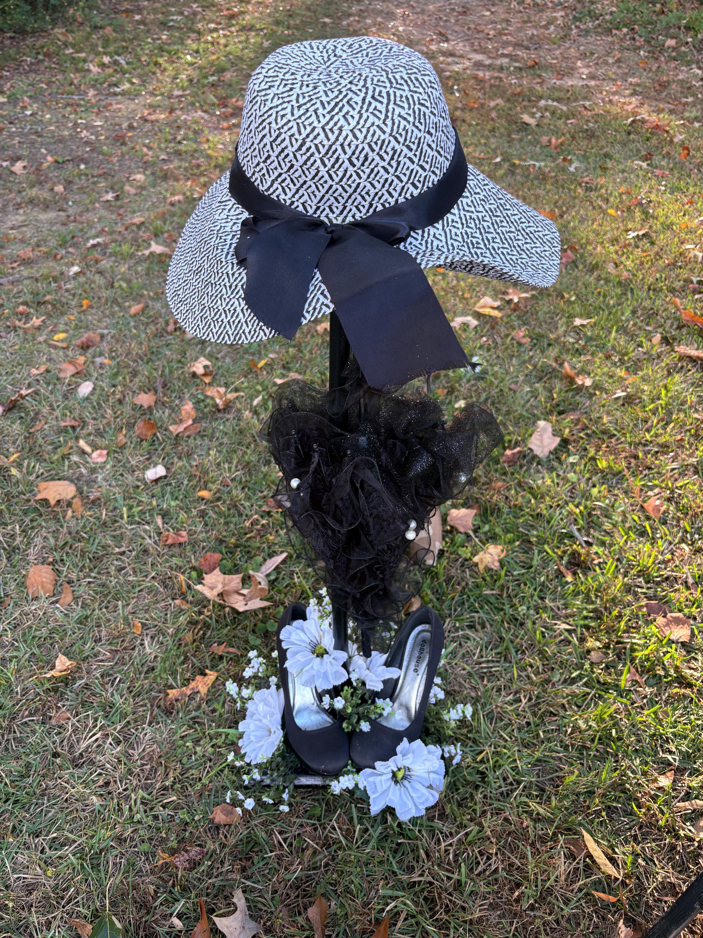 Decorative hat stand with black lace umbrella & high heels - Image 1