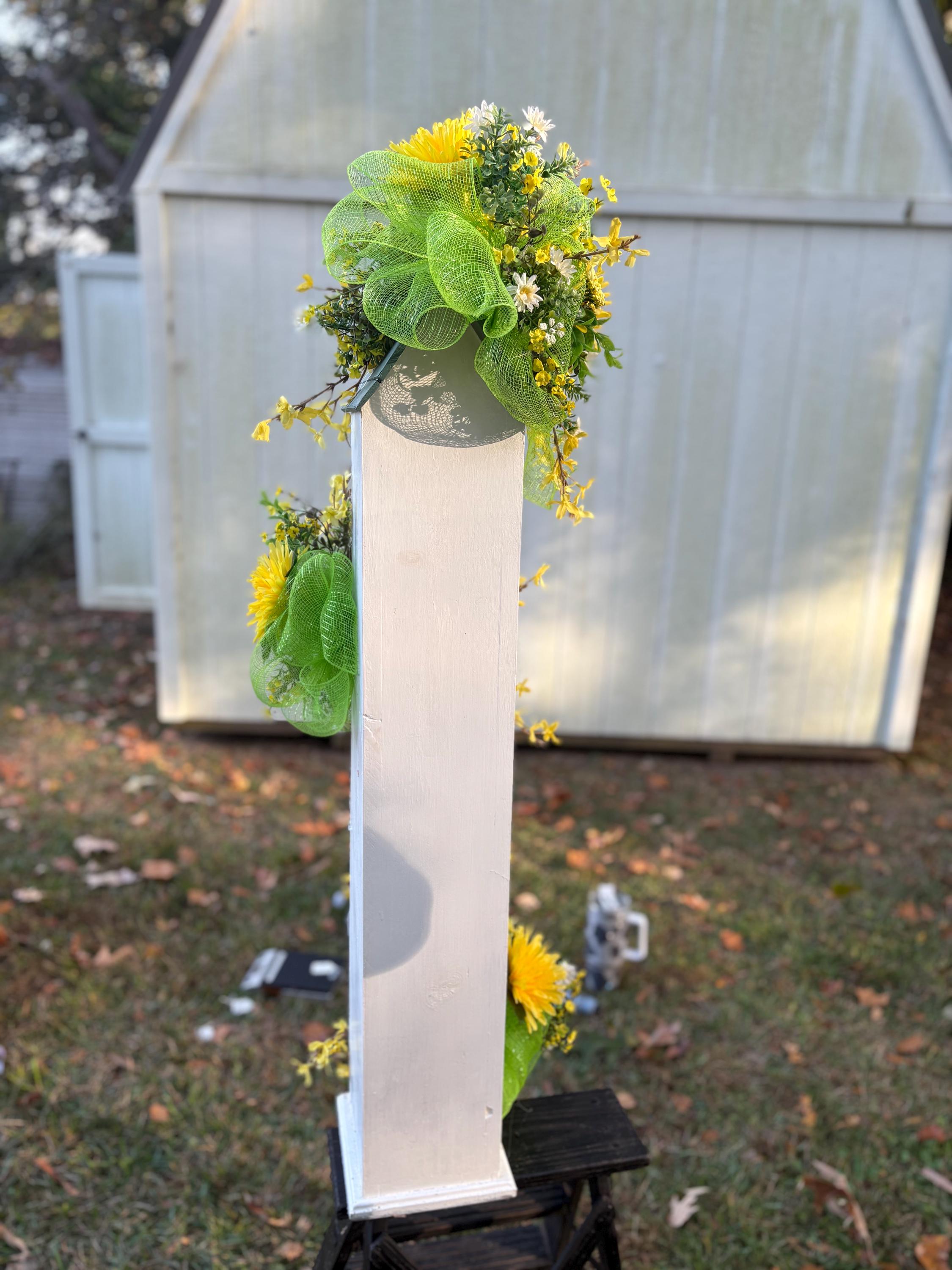 Big yellow bird house decoration - Thumbnail 6