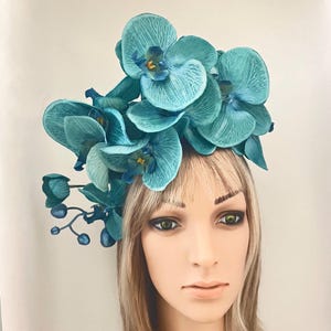 Diadema con tocado de flores azul turquesa para bodas, Copa Melbourne, carreras de primavera
